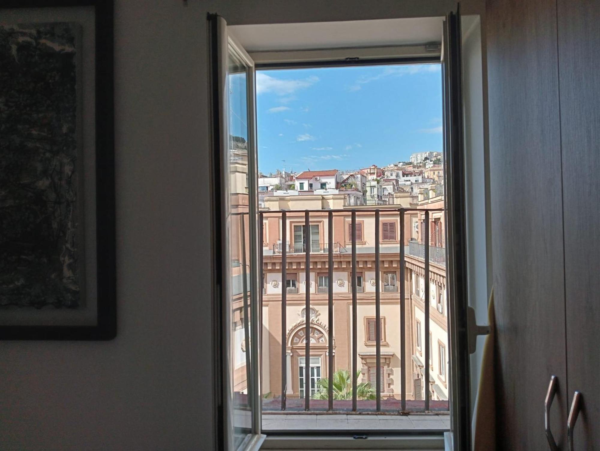 Barbaja Suites In Street Toledo 205 Napels Kamer foto